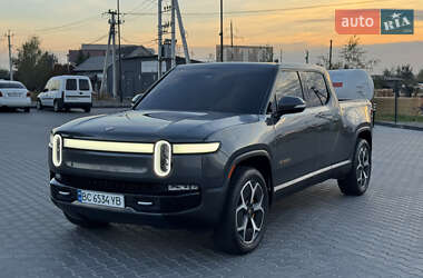 Внедорожник / Кроссовер Rivian R1T 2023 в Ужгороде
