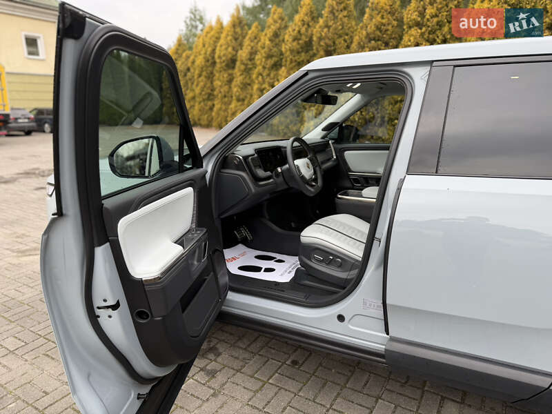 Пікап Rivian R1T 2022 в Львові