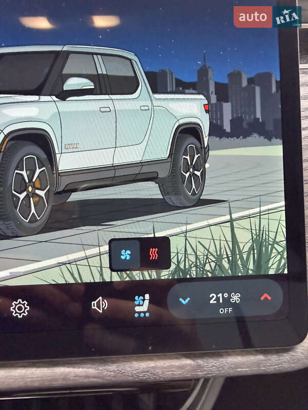 Пікап Rivian R1T 2022 в Львові