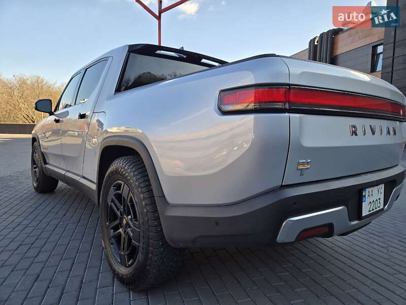 Пікап Rivian R1T 2022 в Києві