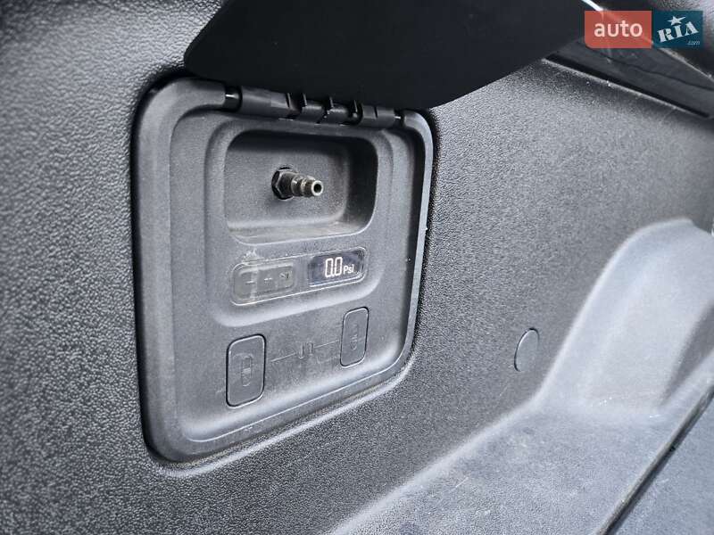 Пікап Rivian R1T 2022 в Києві