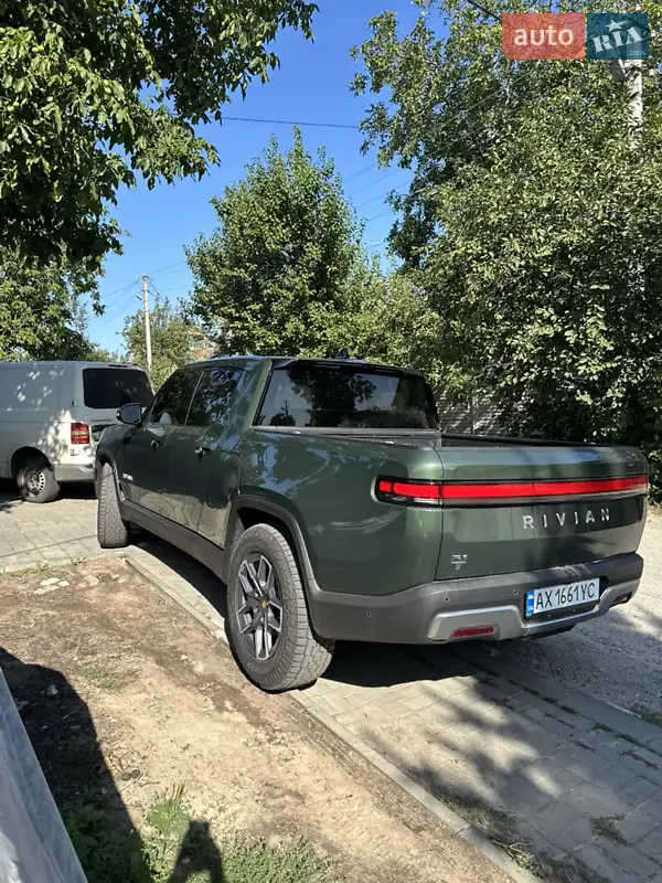 Rivian R1T 2023