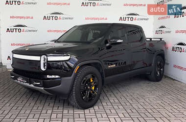 Пікап Rivian R1T 2022 в Львові