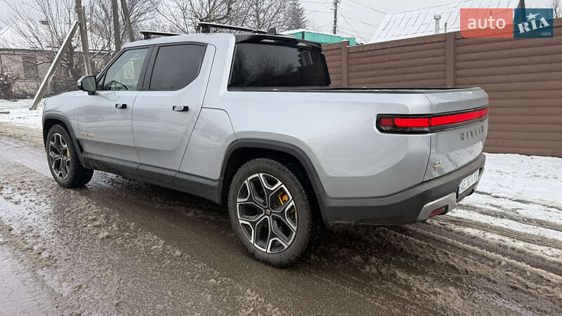 Пікап Rivian R1T 2023 в Дніпрі фото 2 Пікап Rivian R1T 2023 в Дніпрі