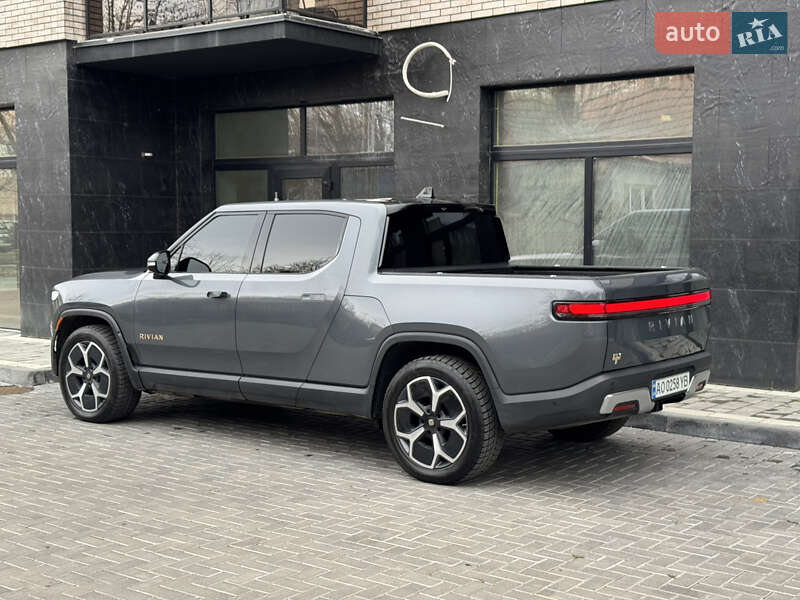 Внедорожник / Кроссовер Rivian R1T 2023 в Ужгороде
