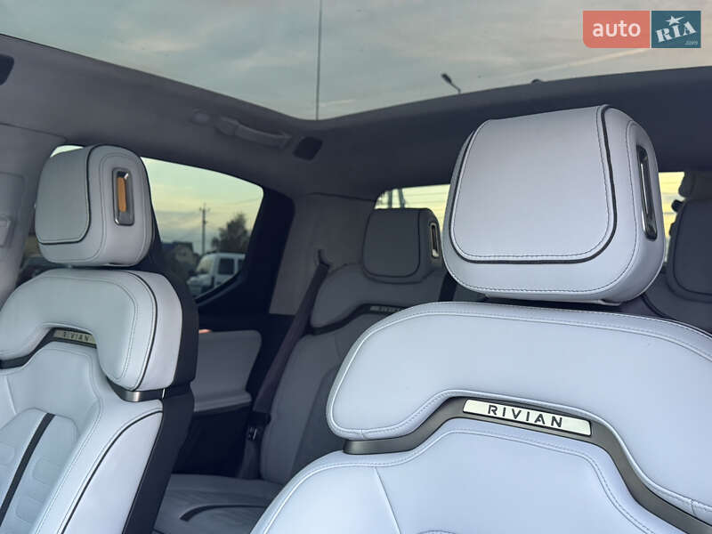 Внедорожник / Кроссовер Rivian R1T 2023 в Ужгороде