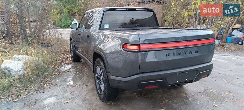 Пикап Rivian R1T 2022 в Вышгороде