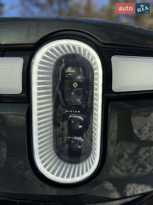 Пикап Rivian R1T 2023 в Киеве
