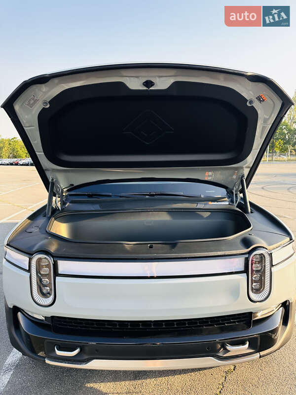 Пикап Rivian R1T 2024 в Днепре