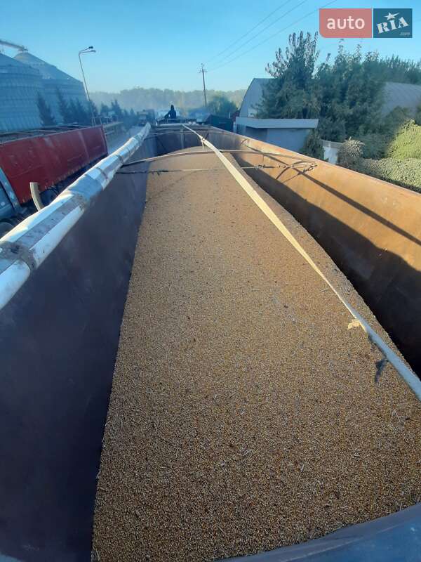 Зерновоз - полуприцеп Robuste Kaiser 1979 в Миргороде