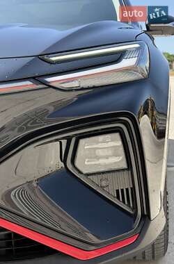 Внедорожник / Кроссовер Roewe Marvel R 2022 в 