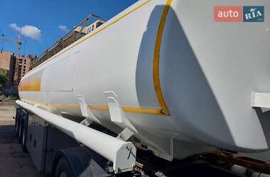 Цистерна напівпричіп Rohr TAL-AL-36 2006 в Рівному