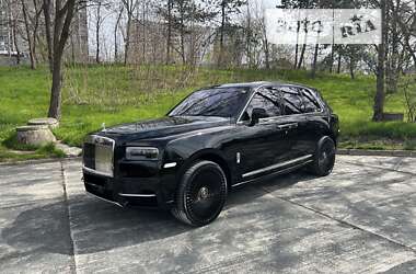 Позашляховик / Кросовер Rolls-Royce Cullinan 2019 в 