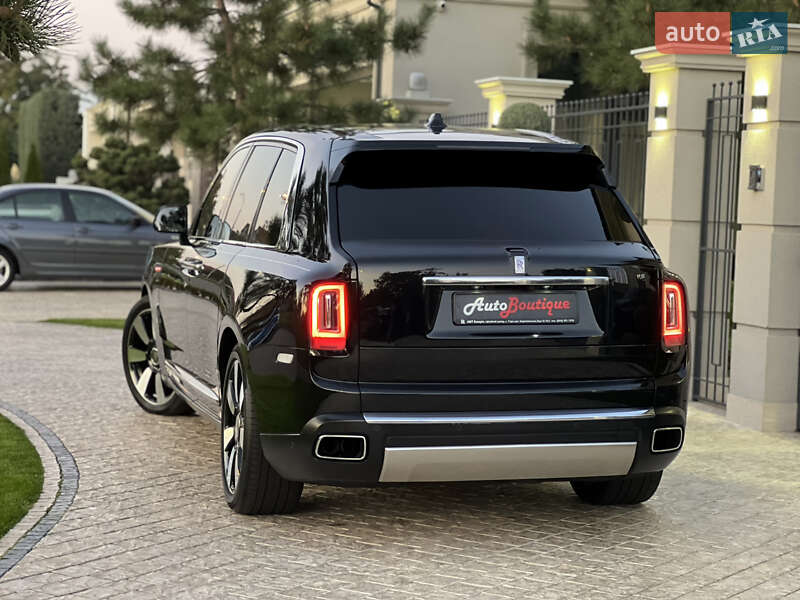 Внедорожник / Кроссовер Rolls-Royce Cullinan 2019 в Одессе