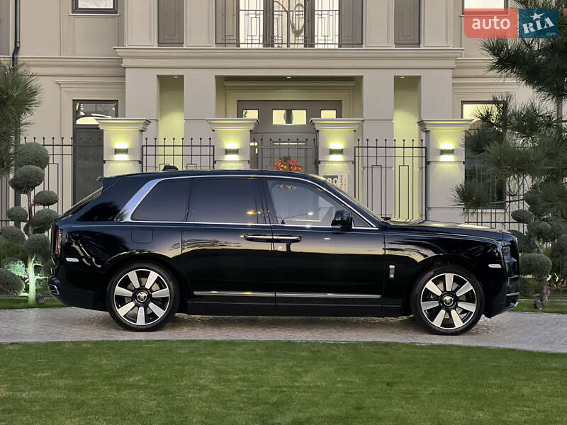 Внедорожник / Кроссовер Rolls-Royce Cullinan 2019 в Одессе