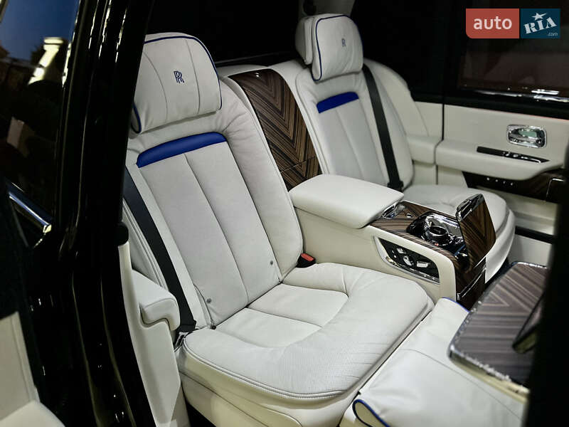 Внедорожник / Кроссовер Rolls-Royce Cullinan 2019 в Одессе