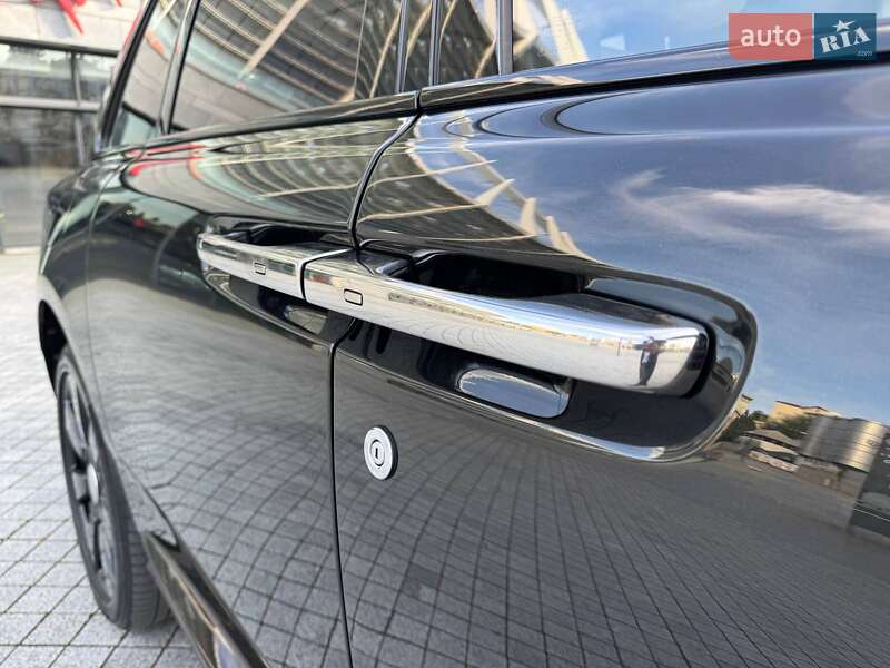 Внедорожник / Кроссовер Rolls-Royce Cullinan 2020 в Киеве