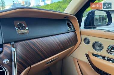Позашляховик / Кросовер Rolls-Royce Cullinan 2020 в 