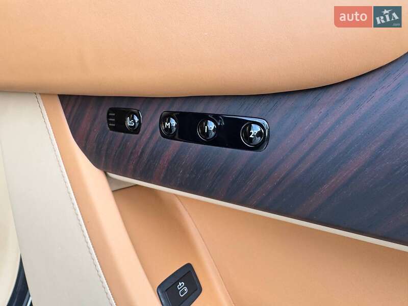 Внедорожник / Кроссовер Rolls-Royce Cullinan 2020 в Киеве