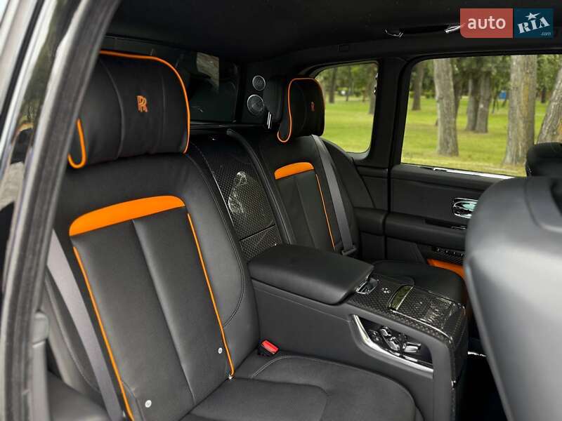Позашляховик / Кросовер Rolls-Royce Cullinan 2021 в Києві