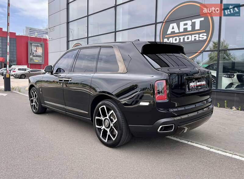 Внедорожник / Кроссовер Rolls-Royce Cullinan 2022 в Киеве