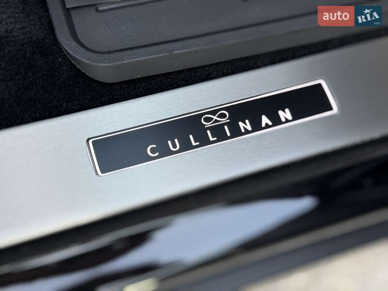 Внедорожник / Кроссовер Rolls-Royce Cullinan 2020 в Киеве