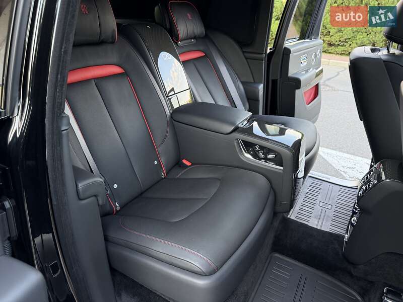 Внедорожник / Кроссовер Rolls-Royce Cullinan 2020 в Киеве