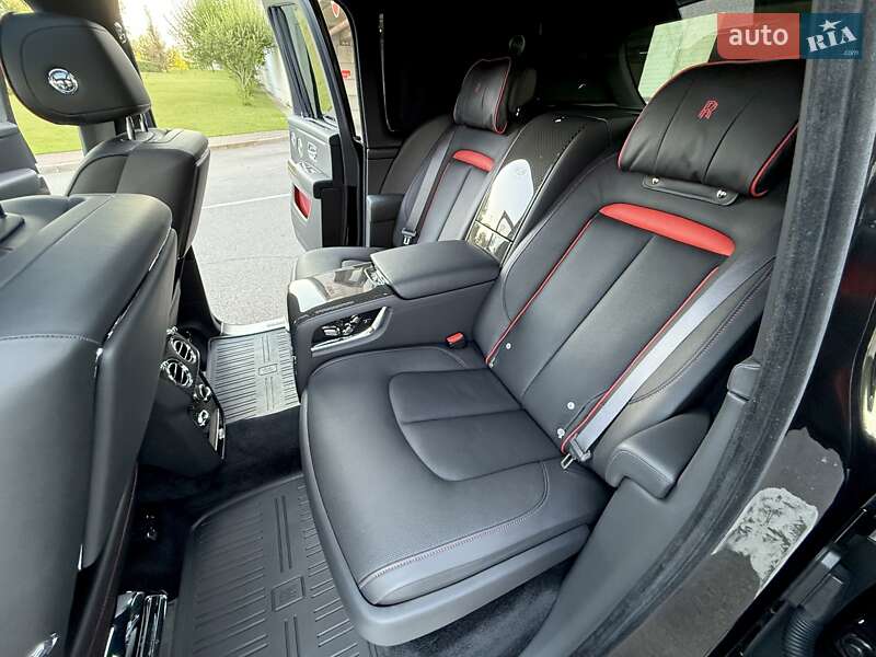 Внедорожник / Кроссовер Rolls-Royce Cullinan 2020 в Киеве