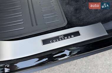 Внедорожник / Кроссовер Rolls-Royce Cullinan 2020 в 
