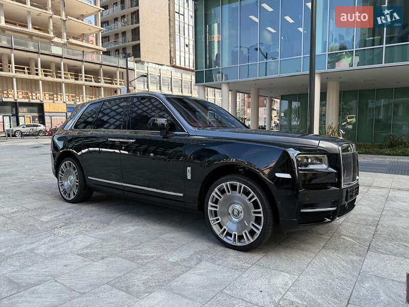 Внедорожник / Кроссовер Rolls-Royce Cullinan 2019 в Киеве