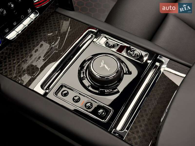 Позашляховик / Кросовер Rolls-Royce Cullinan 2020 в Києві