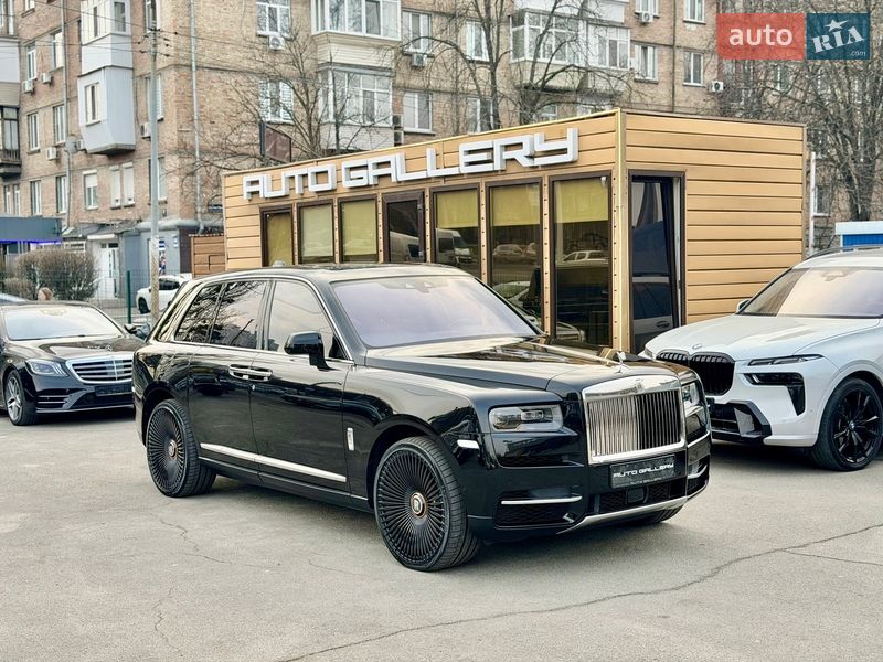Внедорожник / Кроссовер Rolls-Royce Cullinan 2019 в Киеве