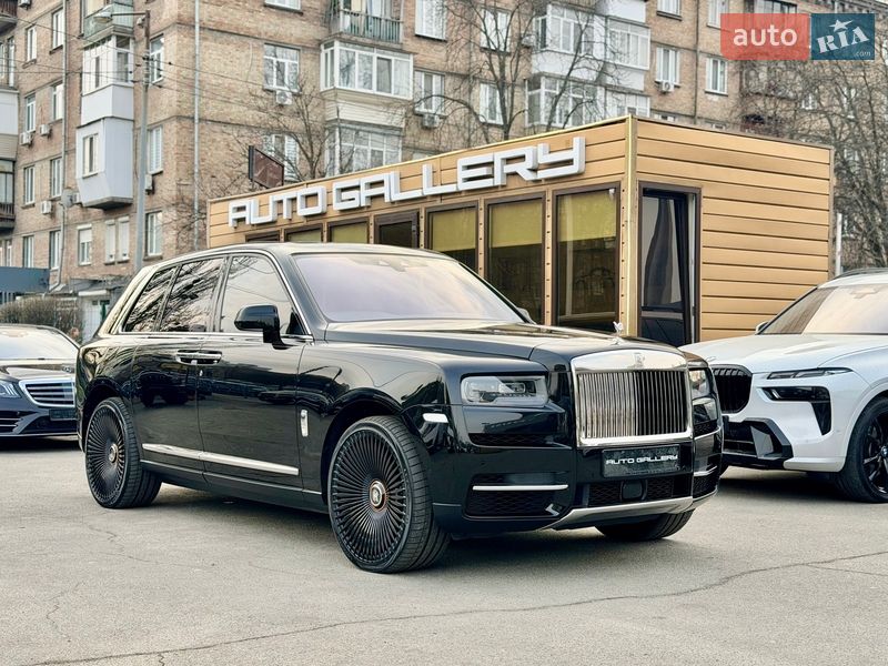 Внедорожник / Кроссовер Rolls-Royce Cullinan 2019 в Киеве
