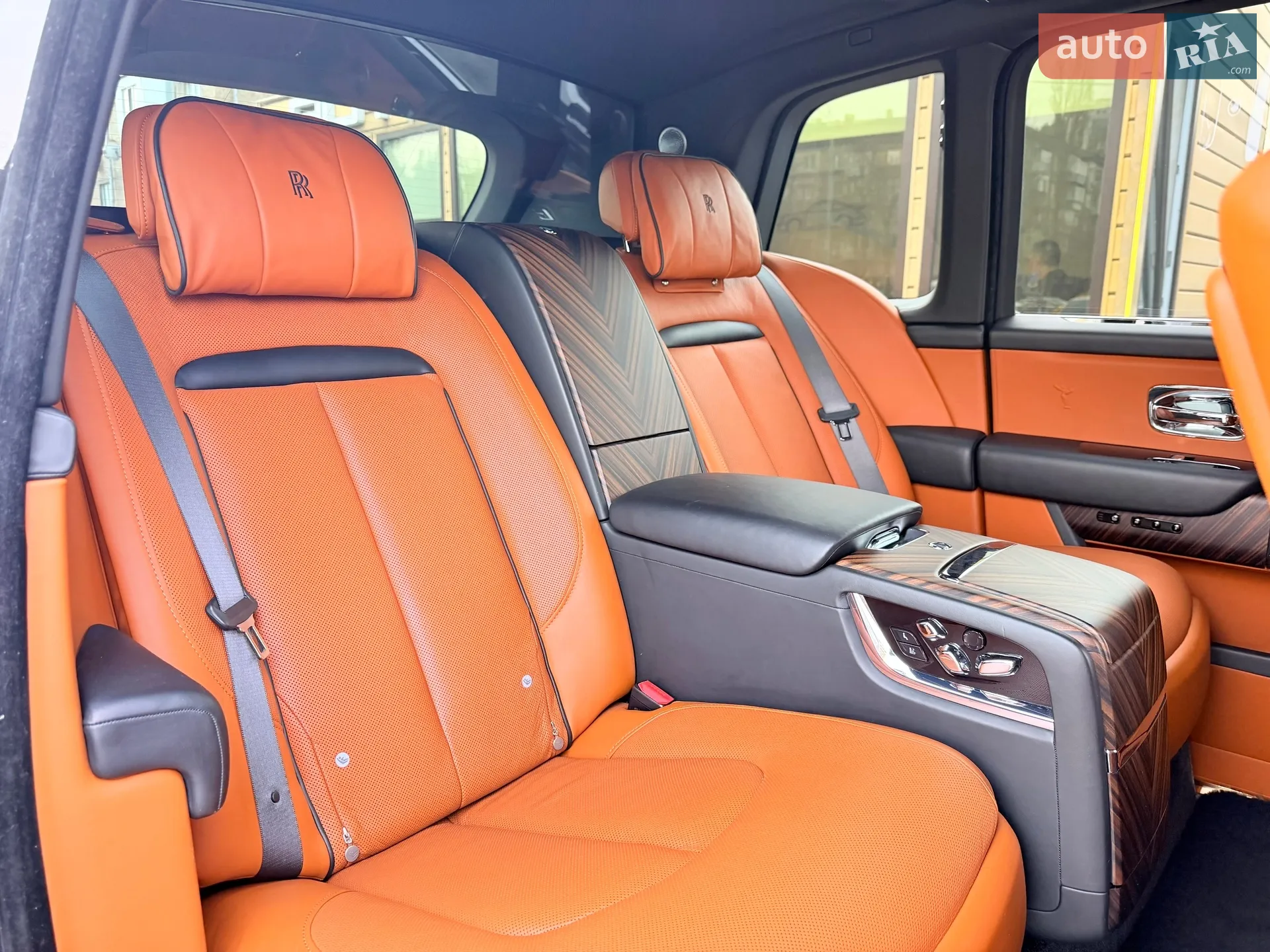 2019 Rolls-Royce Cullinan - мініатюра 21