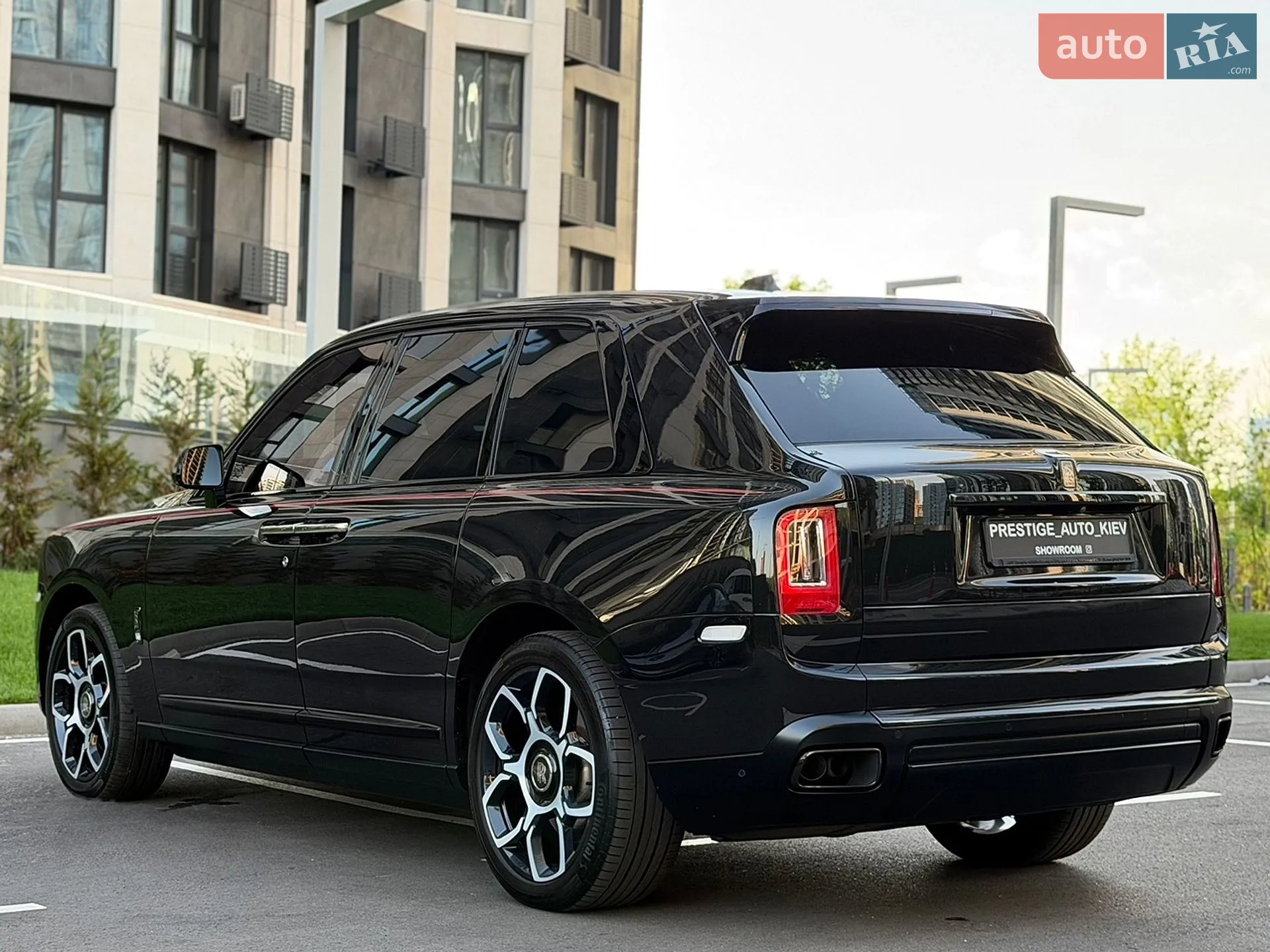 2019 Rolls-Royce Cullinan - мініатюра 23