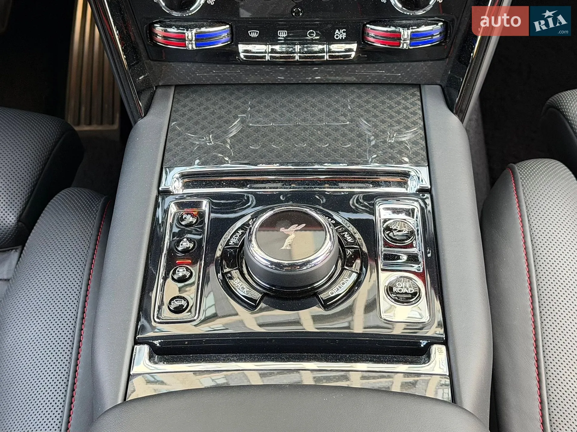 2019 Rolls-Royce Cullinan - мініатюра 91