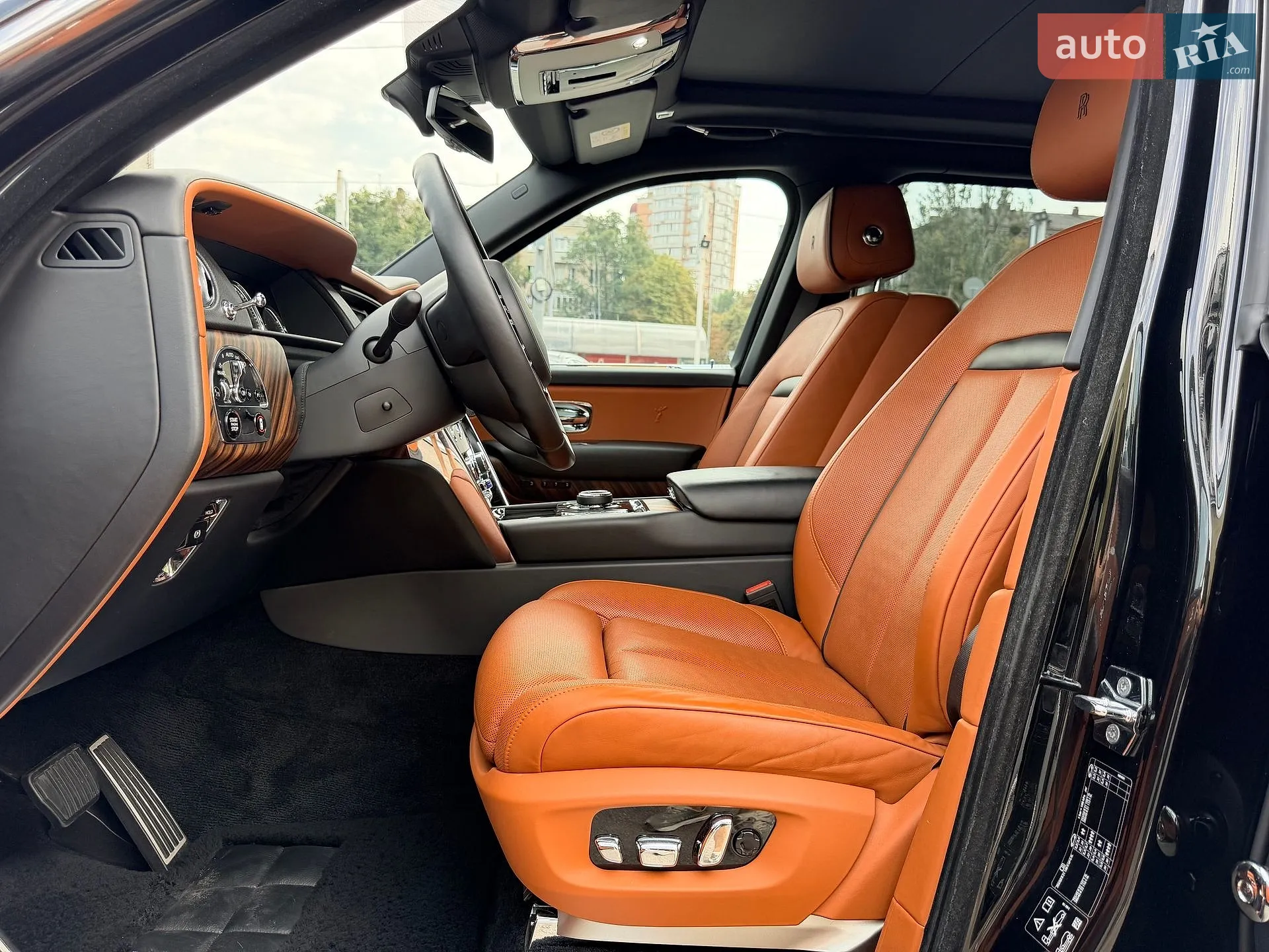 2019 Rolls-Royce Cullinan - мініатюра 52
