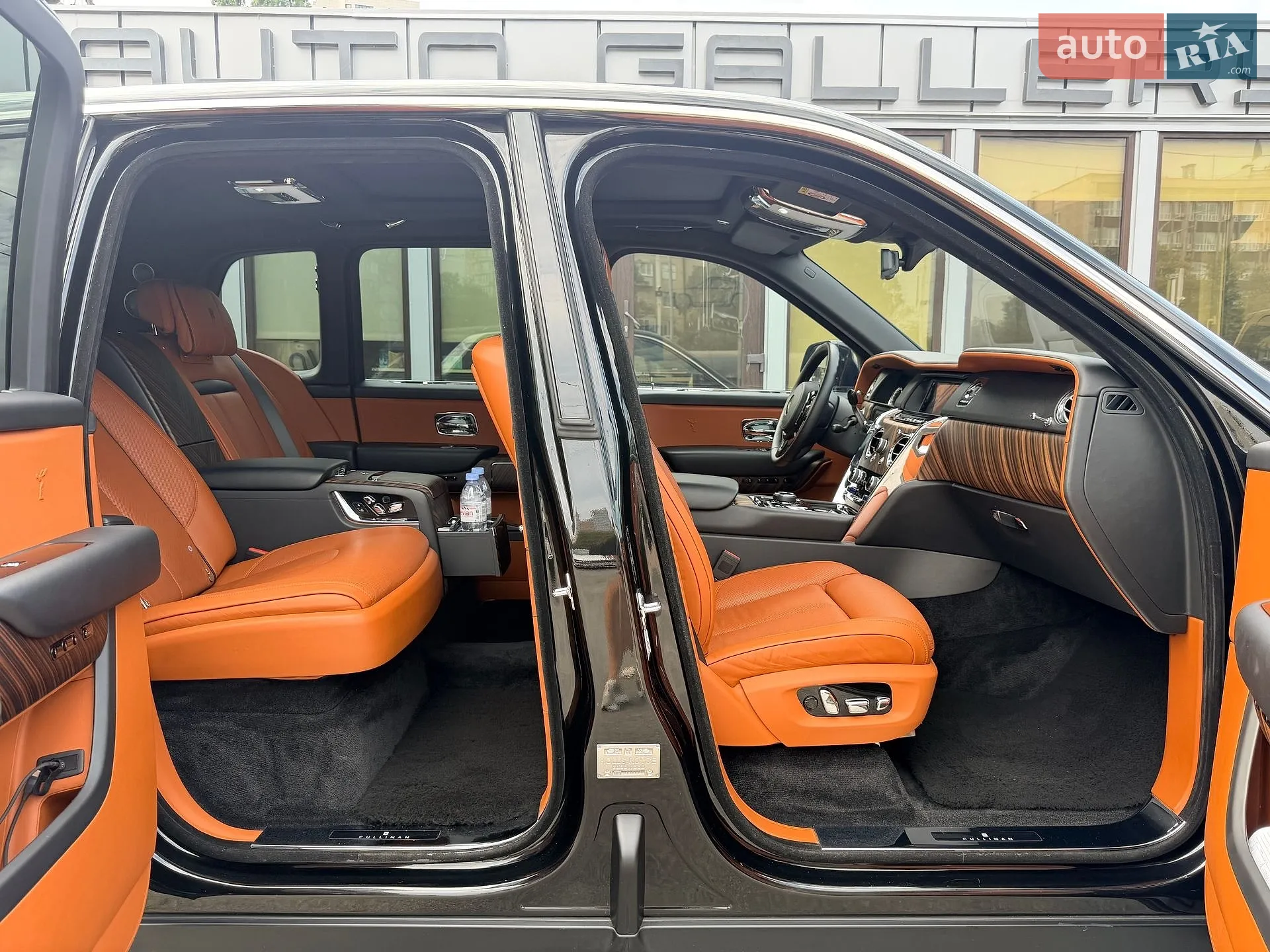 2019 Rolls-Royce Cullinan - мініатюра 60