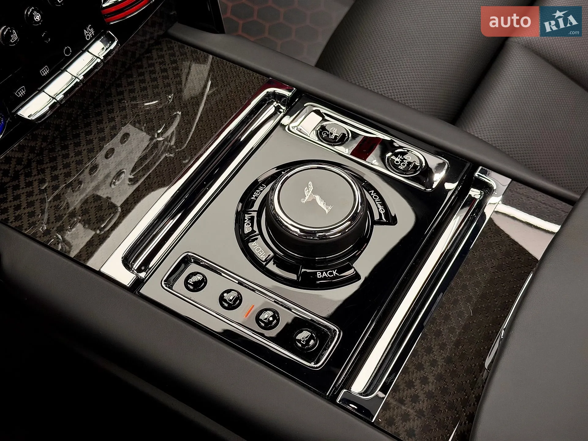 2020 Rolls-Royce Cullinan - мініатюра 68
