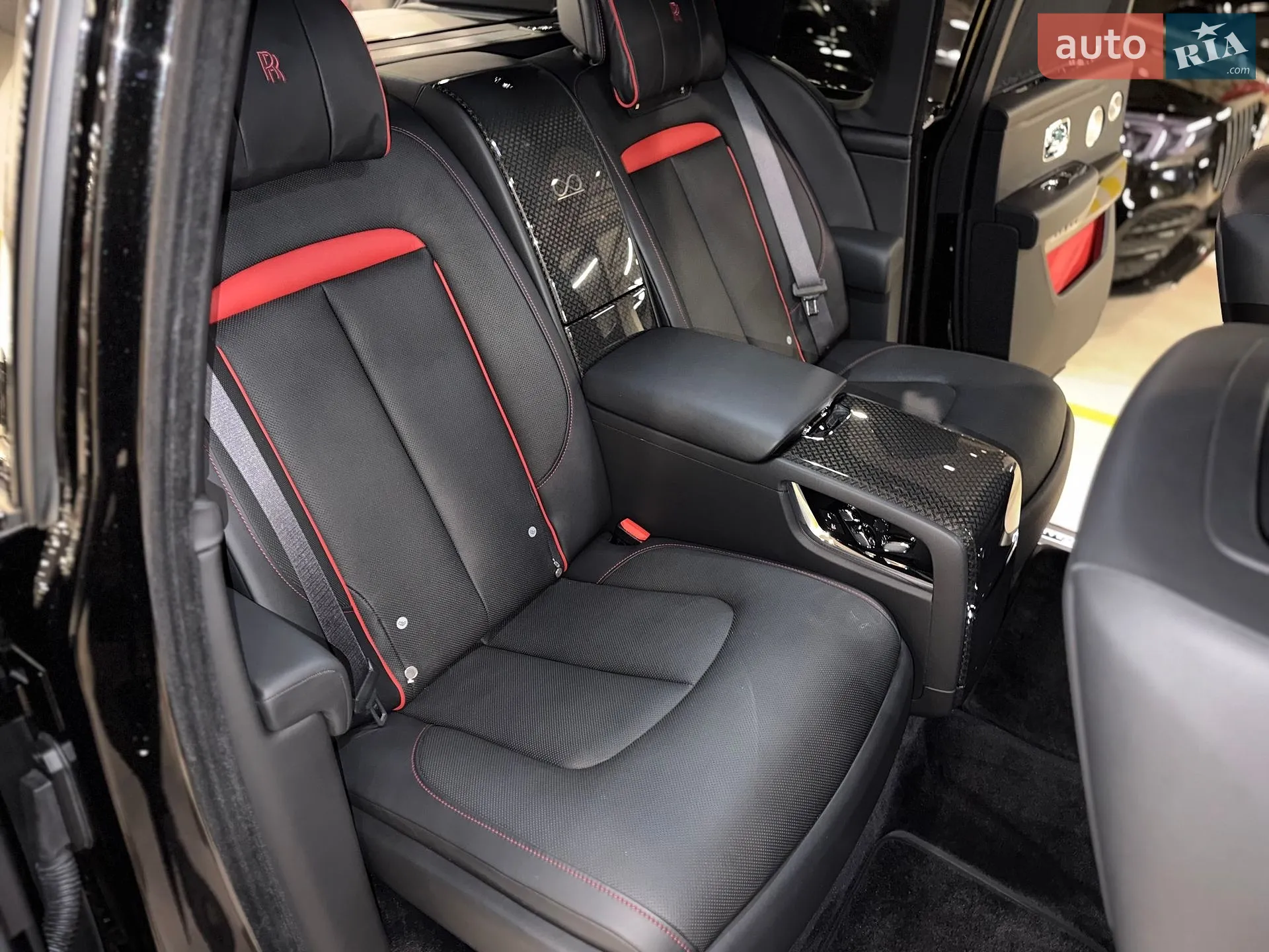 2020 Rolls-Royce Cullinan - мініатюра 37