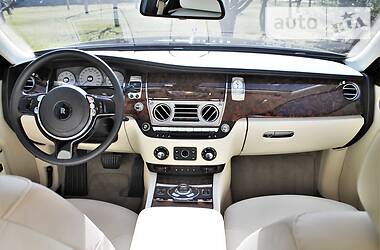 Седан Rolls-Royce Ghost 2010 в 