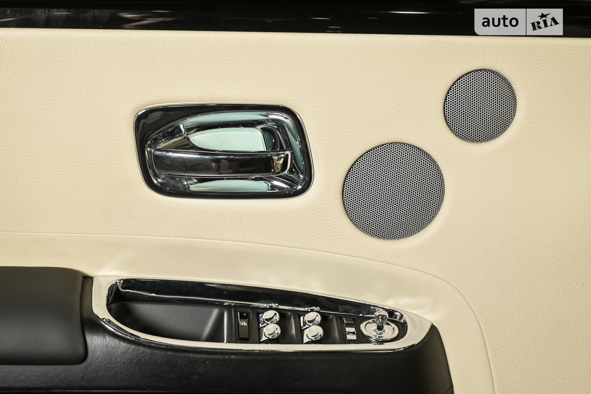 2011 Rolls-Royce Ghost - мініатюра 19