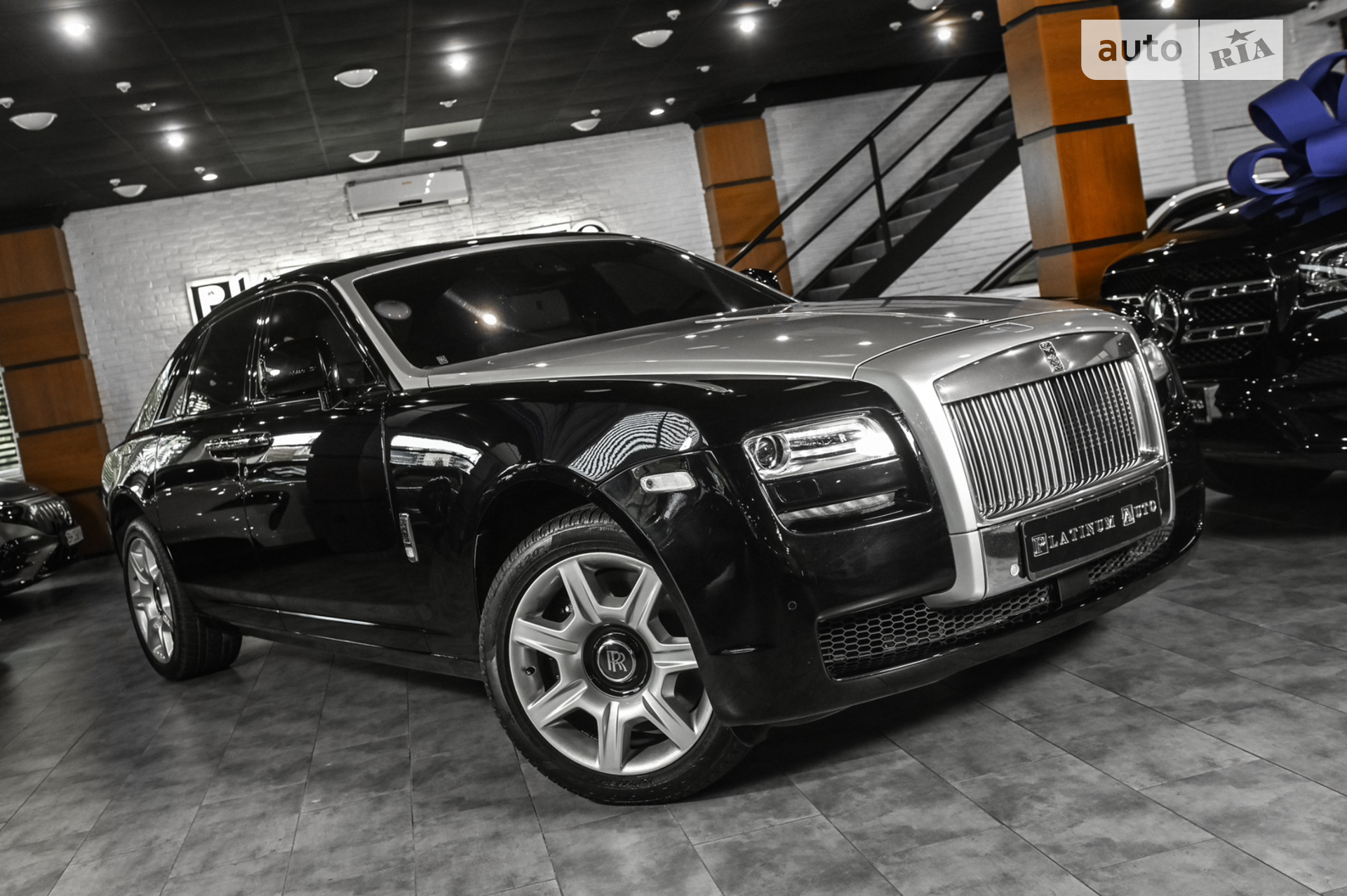 2011 Rolls-Royce Ghost - мініатюра 63