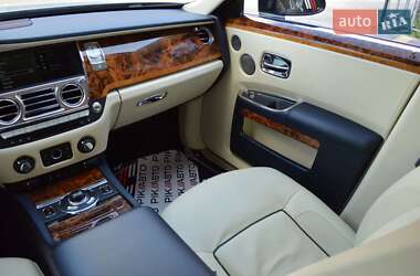 Седан Rolls-Royce Ghost 2012 в 