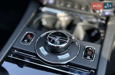 Седан Rolls-Royce Ghost 2015 в 