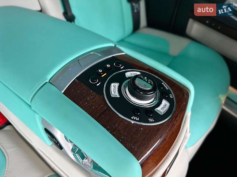 Седан Rolls-Royce Ghost 2011 в Києві