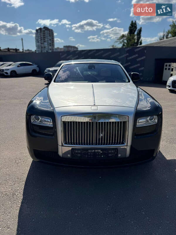 Rolls-Royce Ghost 2011