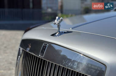 Седан Rolls-Royce Ghost 2013 в 