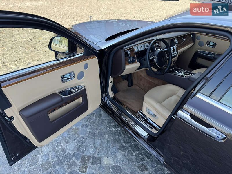Седан Rolls-Royce Ghost 2013 в Днепре