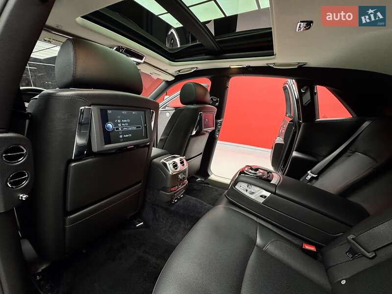 Седан Rolls-Royce Ghost 2010 в Киеве фото 44 Седан Rolls-Royce Ghost 2010 в Киеве